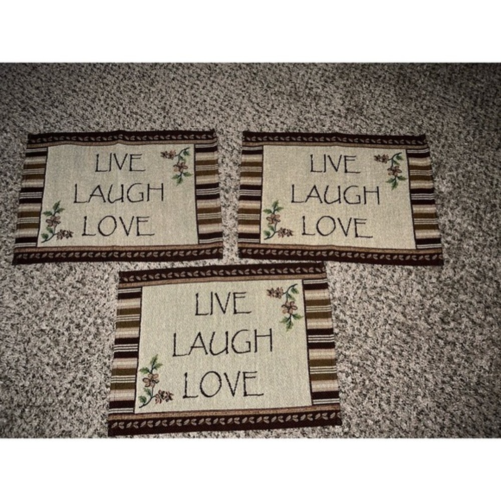 3‎ Live Laugh Love Placemats